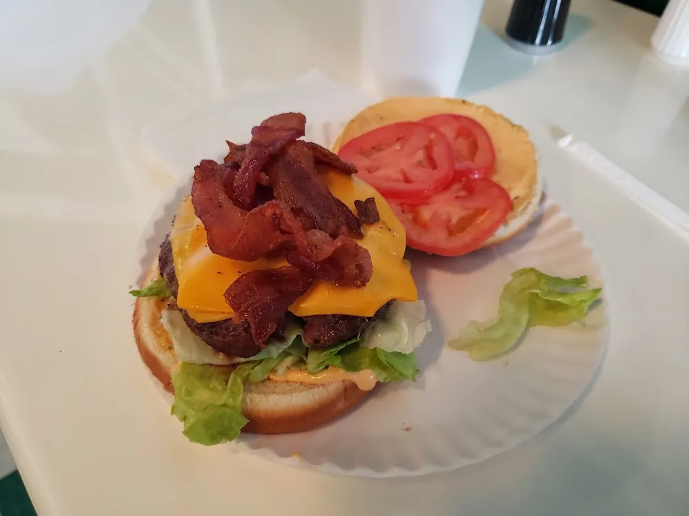 Jackson Burger with Fries